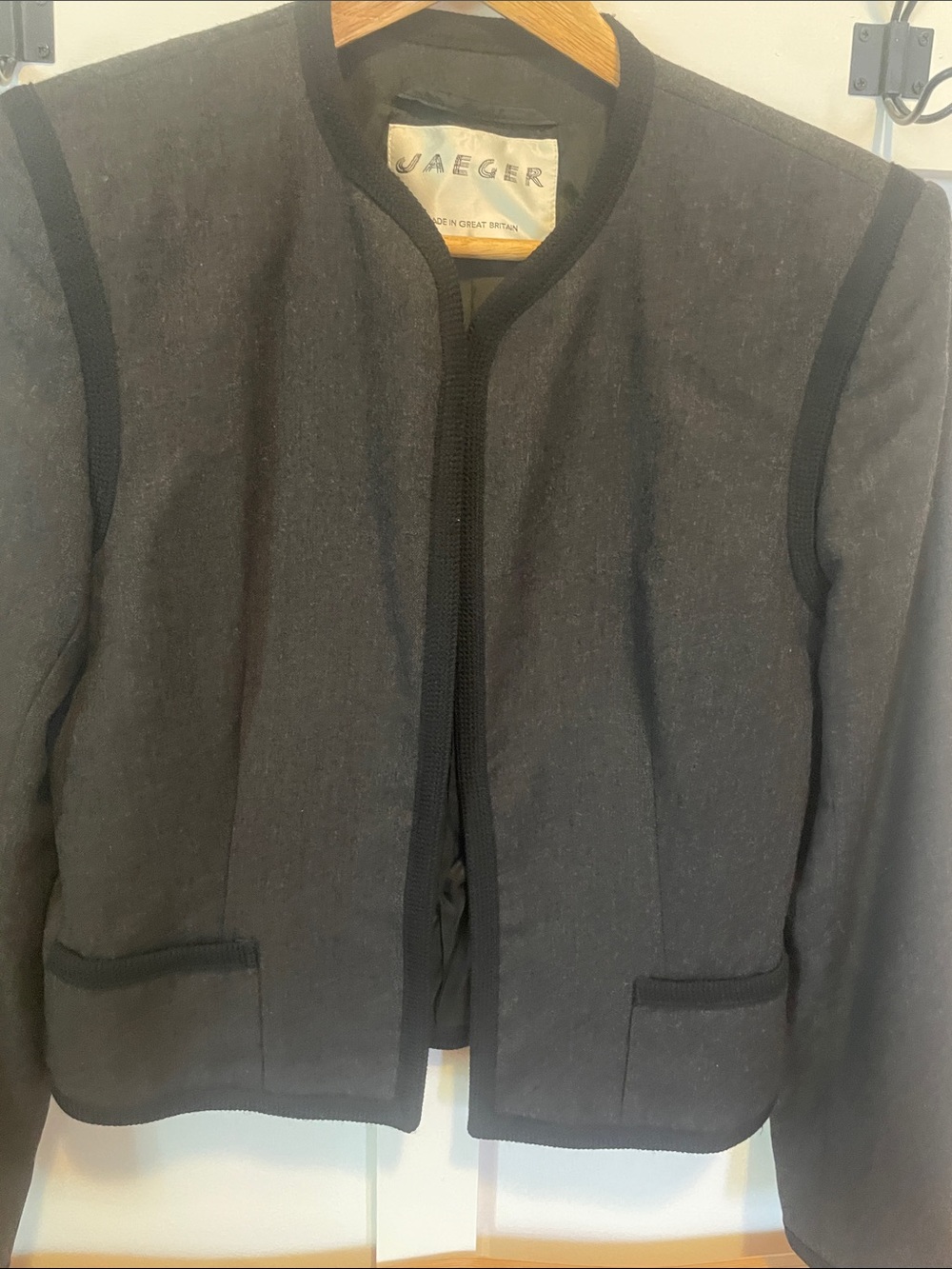Jaeger Women's Dark Charcoal Trimless Collarless Jacket